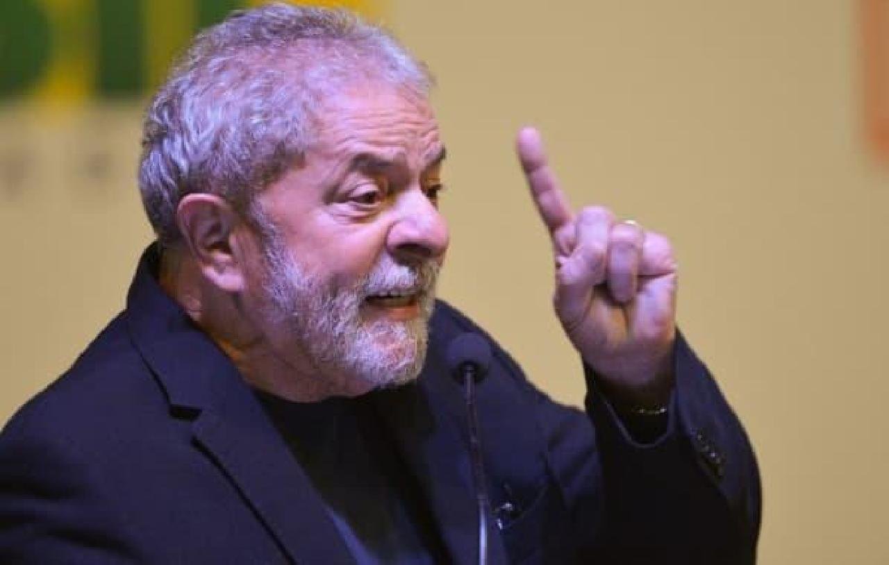 LULA CONFIRMA AUMENTO DO SALÁRIO MÍNIMO PARA R$ 1.320 E ELEVAÇÃO DA FAIXA DE ISENÇÃO DO IR