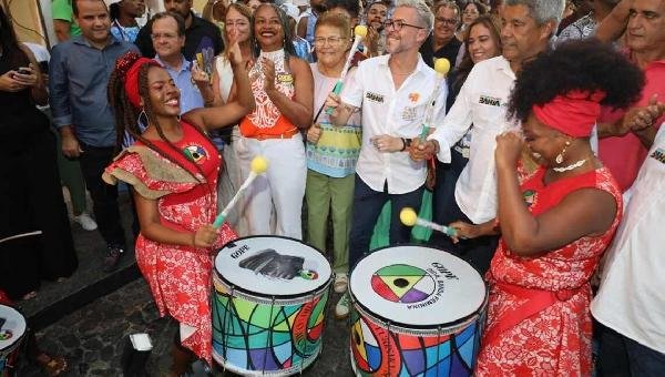 GOVERNO PREVÊ 3 MILHÕES DE PESSOAS POR DIA NO CARNAVAL DE SALVADOR