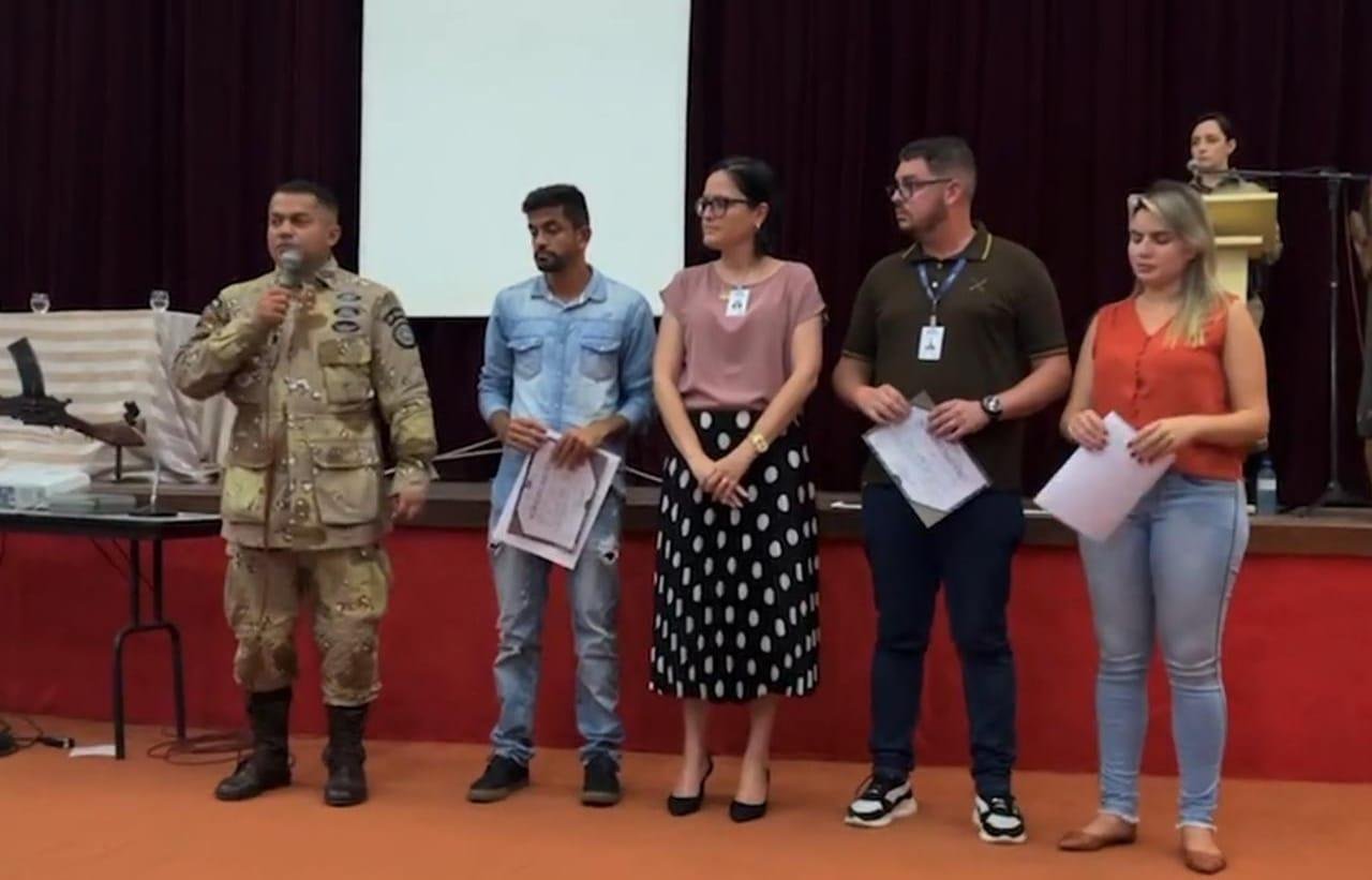 HOSPITAL REGIONAL COSTA DO CACAU RECEBE HOMENAGEM DA CIPE CACAUEIRA