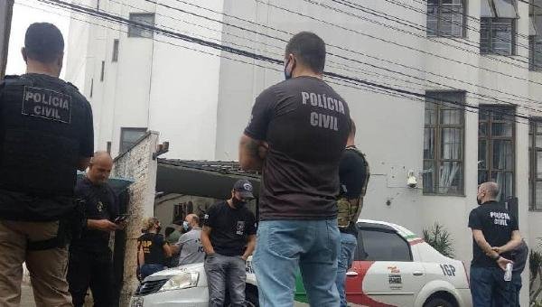 POLÍCIA CIVIL CUMPRE MANDADOS DE OPERAÇÃO QUE INVESTIGA FRAUDES NO DETRAN 