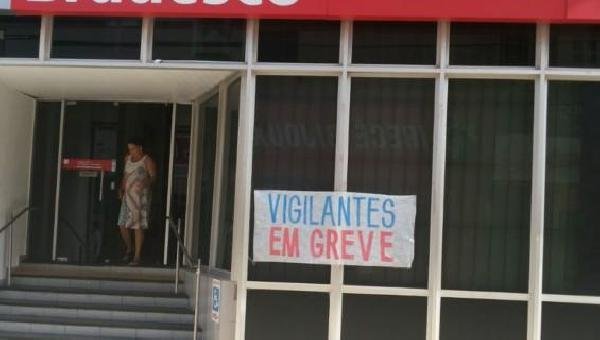 GREVE DOS VIGILANTES: BANCOS FECHADOS EM ILHÉUS