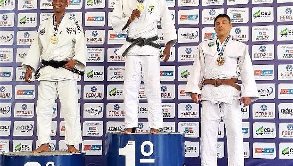 JUDOCA ILHEENSE HAKSON ANDRADE CONQUISTA ETAPA DECISIVA DO CIRCUITO BAIANO