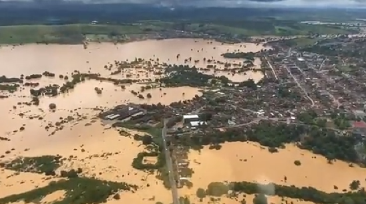 GOVERNO BRASILEIRO DISPENSA AJUDA ARGENTINA NO SOCORRO ÀS VÍTIMAS DAS CHUVAS NA BAHIA