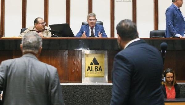 ALBA APROVA NOVO EMPRÉSTIMO AO GOVERNO JERÔNIMO NO VALOR DE R$ E BILHÕES 