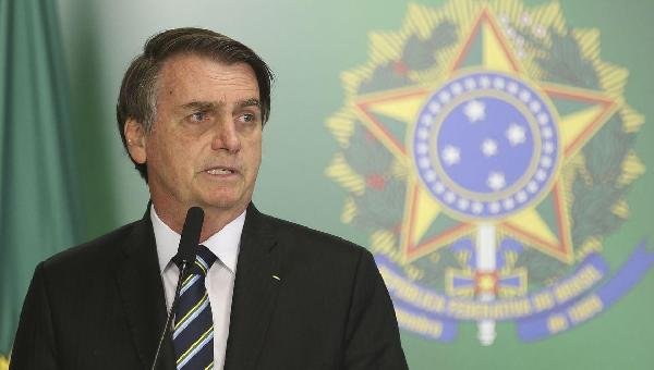 BOLSONARO CRIA 13° SALÁRIO PARA O BOLSA FAMÍLIA