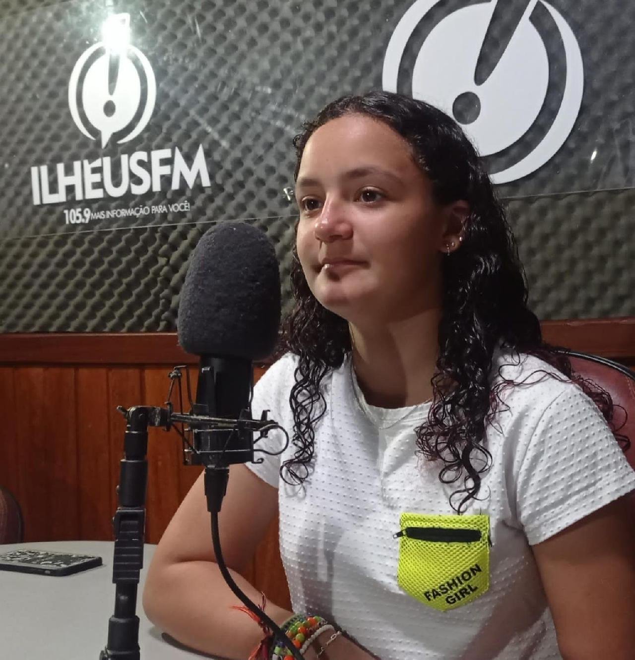 “OUÇO OTABULEIRO DESDE CRIANÇA”, AFIRMA MARIA FERNANDA 