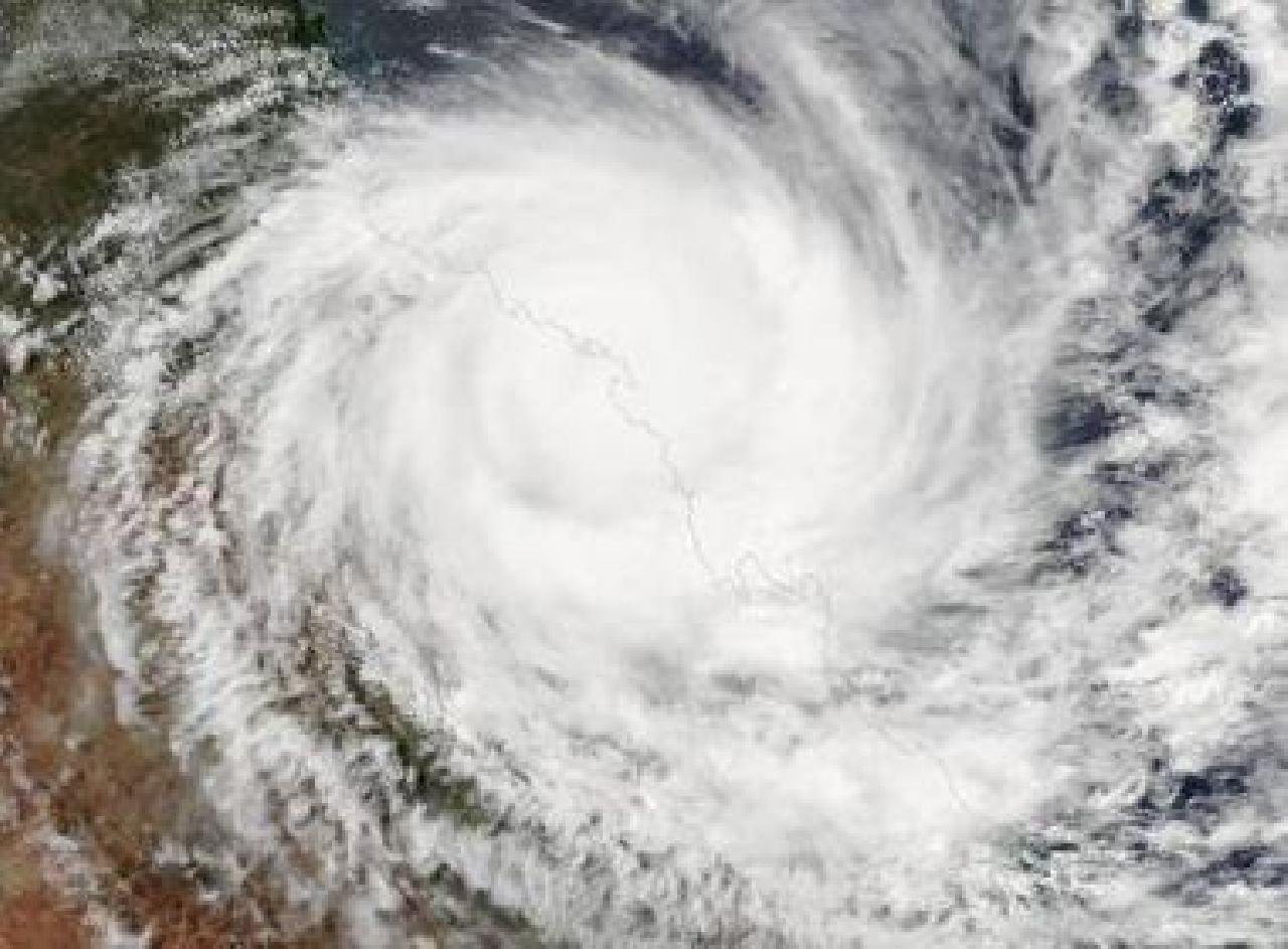 CICLONE SUBTROPICAL NA COSTA DO RJ PODE PROVOCAR VENTANIA NO LITORAL SUL DA BAHIA