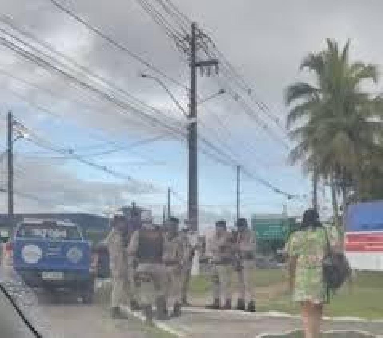 ILHÉUS: MANIFESTANTES SÃO IMPEDIDOS DE FECHAR PISTAS NAS ZONAS SUL E NORTE