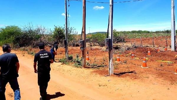 REDE CLANDESTINA DE ENERGIA É DESMONTADA NA BAHIA