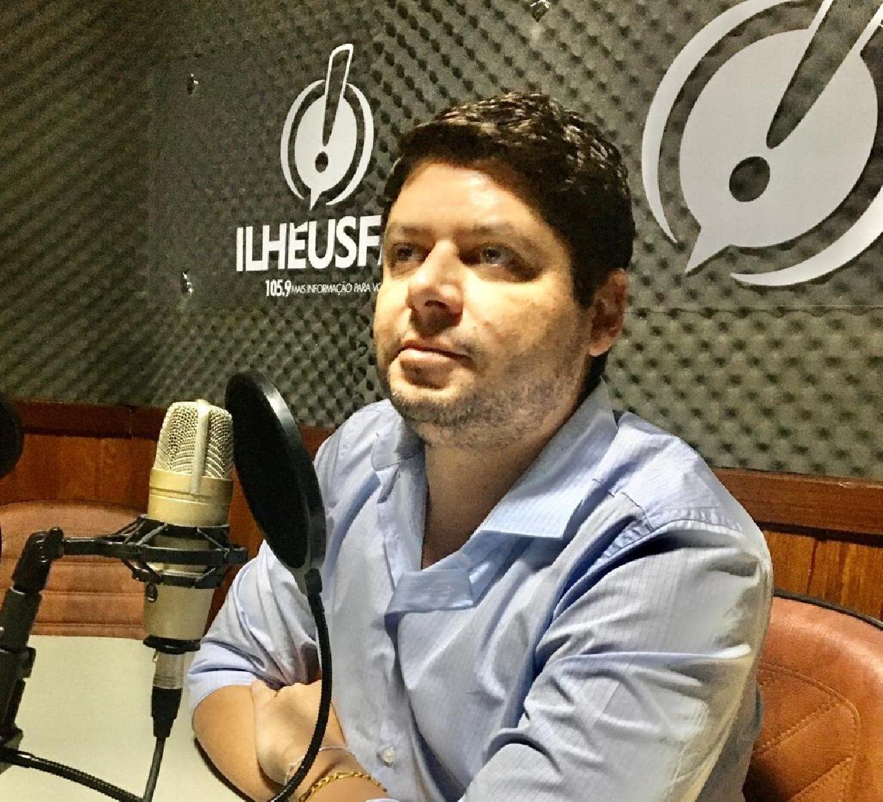 “É HORA DO GOVERNO INJETAR DINHEIRO NA ECONOMIA”, AFIRMA MÉDICO AO DEFENDER ISOLAMENTO SOCIAL 