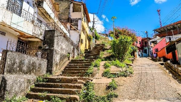 ASSINADA ORDEM DE SERVIÇO PARA NOVA ESCADARIA DO ALTO DO COQUEIRO