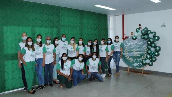 GERÊNCIA DO HOSPITAL REGIONAL COSTA DO CACAU PRESTA HOMENAGEM AOS PROFISSIONAIS DE ENFERMAGEM