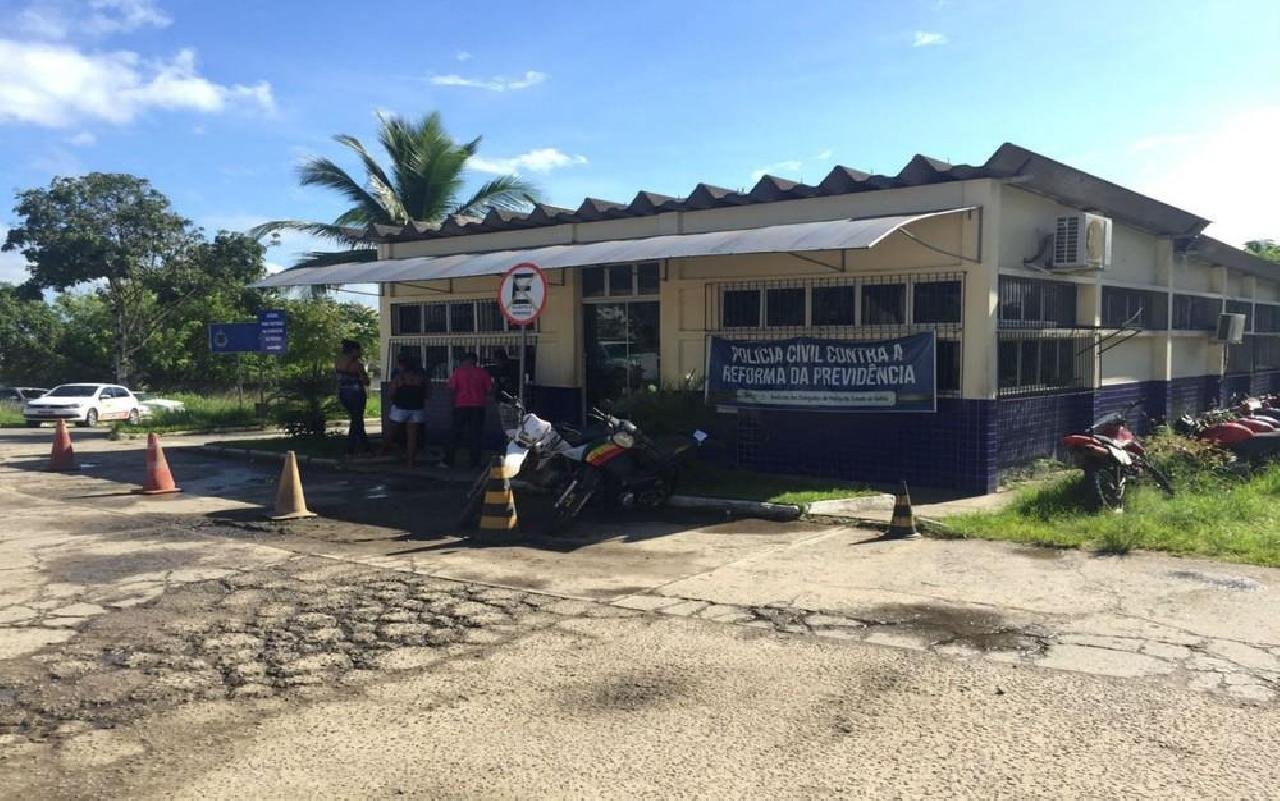 IDOSO DE 75 ANOS É PRESO AO SE MASTURBAR EM FRENTE A CRIANÇA DE 10 ANOS 