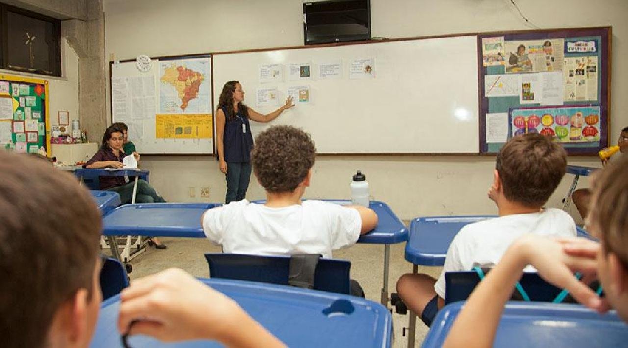 DESIGUALDADE ENTRE ALUNOS RICOS E POBRES NO BRASIL ESTÁ ENTRE AS MAIORES DO MUNDO