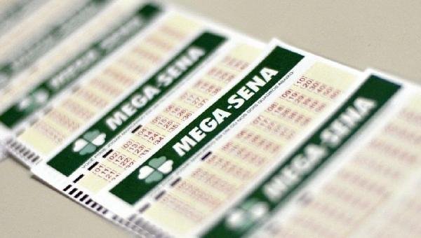 MEGA - SENA ACUMULA E VAI PAGAR R$ 82 MILHÕES 