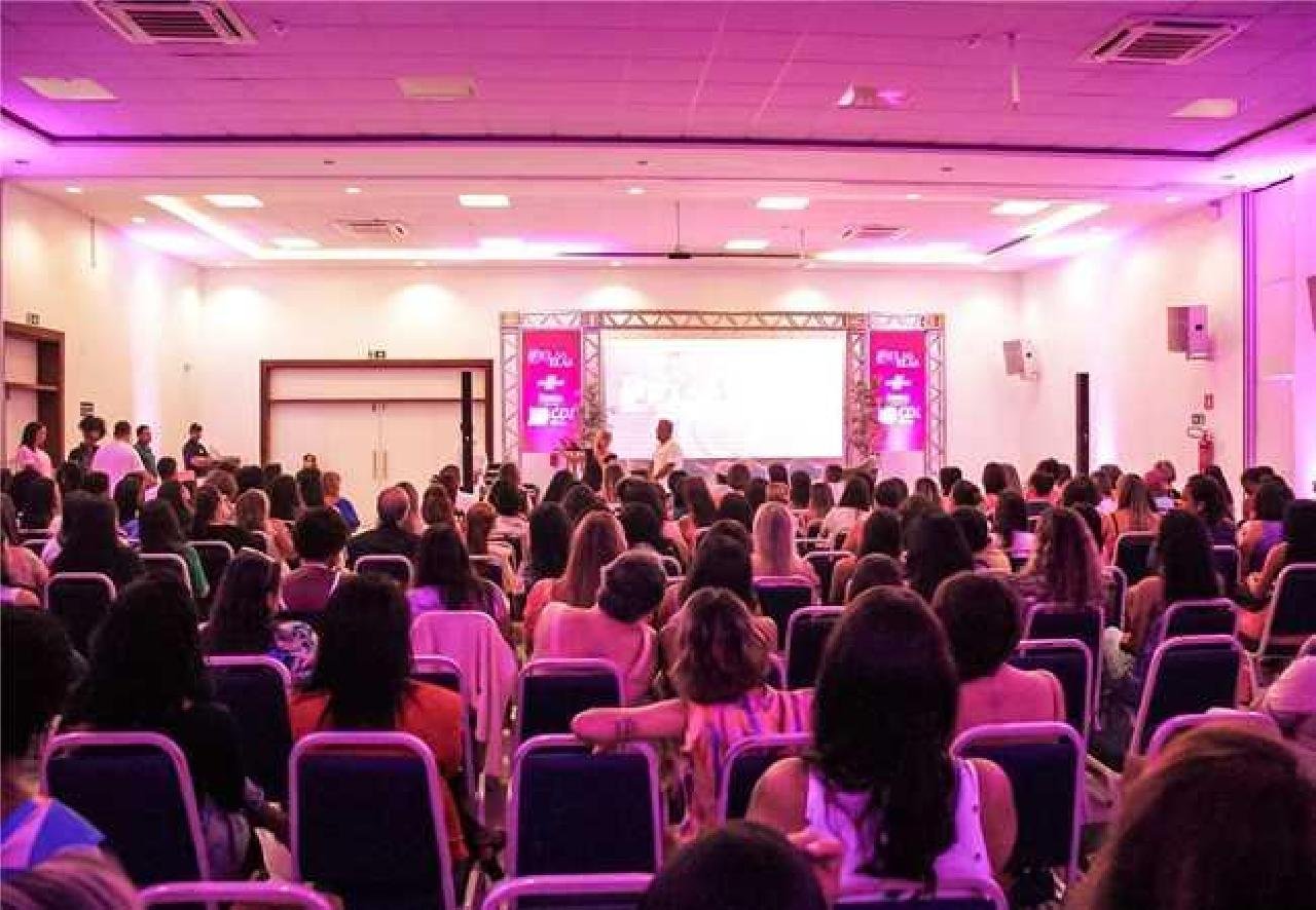 SEMINÁRIO ‘DELAS PARA ELAS’  INSPIRA MULHERES EMPREENDEDORAS A CONQUISTAR PROTAGONISMO NOS NEGÓCIOS 