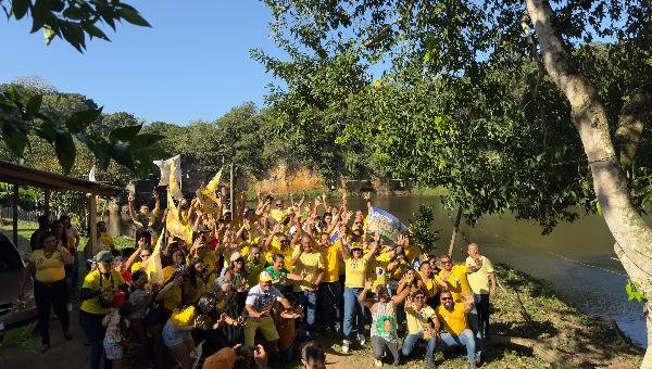 MORADORES DO BANCO DO PEDRO E DE CASTELO NOVO RECEBEM BENTO LIMA COM FESTA