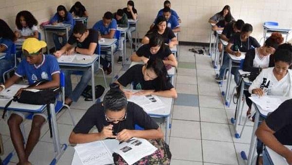 MATRÍCULA PARA NOVOS ALUNOS DA REDE ESTADUAL COMEÇA NESTA SEGUNDA