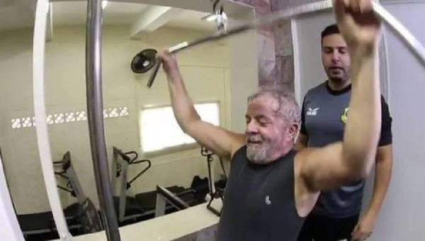 LULA ESTÁ EM PREPARAÇÃO PARA ELEIÇÃO DE 2022: “QUERO CHEGAR COM 77 ANOS E TESÃO DE 30”