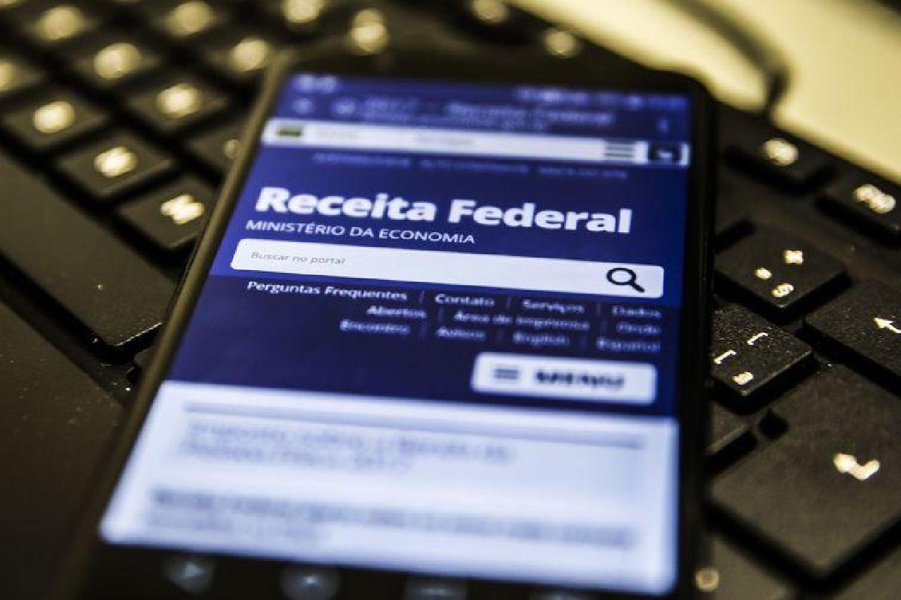 RECEITA PAGA NESTA TERÇA RESTITUIÇÕES DO 5º LOTE DO IR 2019