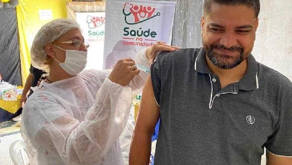 ILHÉUS JÁ VACINOU CERCA DE 140 MIL PESSOAS COM AS DUAS DOSES CONTRA A COVID-19