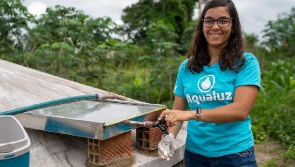 BAIANA GANHA PRÊMIO DA ONU COM TECNOLOGIA PARA FILTRAR ÁGUA POR MEIO DA LUZ SOLAR