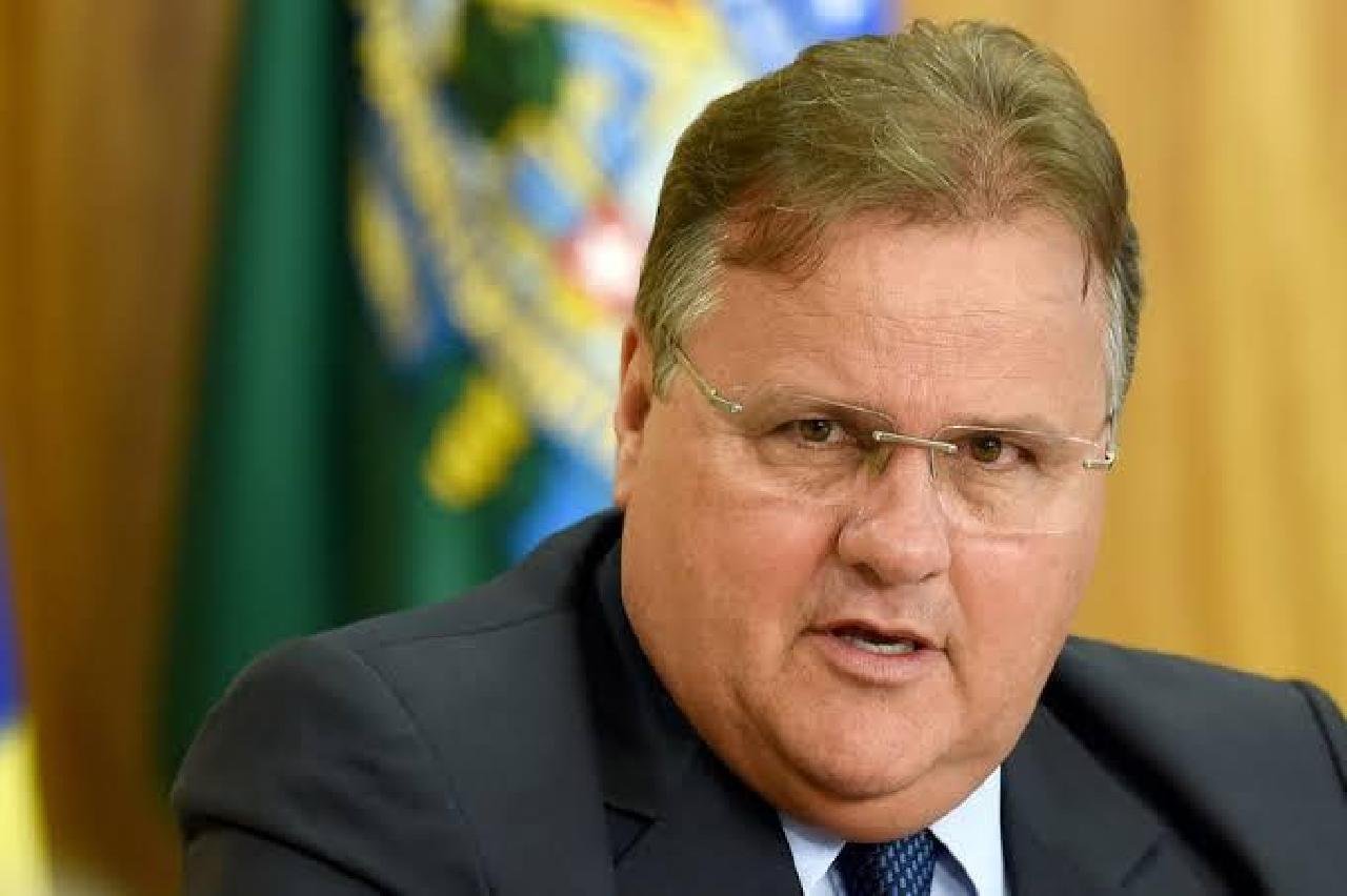 FACHIN NEGA PRISÃO DOMICILIAR PARA GEDDEL