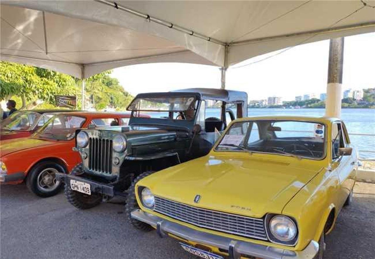 5º ENCONTRO DE CARROS ANTIGOS REÚNE GRANDE PÚBLICO E APRESENTA EXPOSIÇÃO COM 210 VEÍCULOS