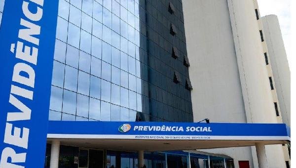 BAHIA: SERVIDORES DO INSS COMEÇAM GREVE POR TEMPO INDETERMINADO 