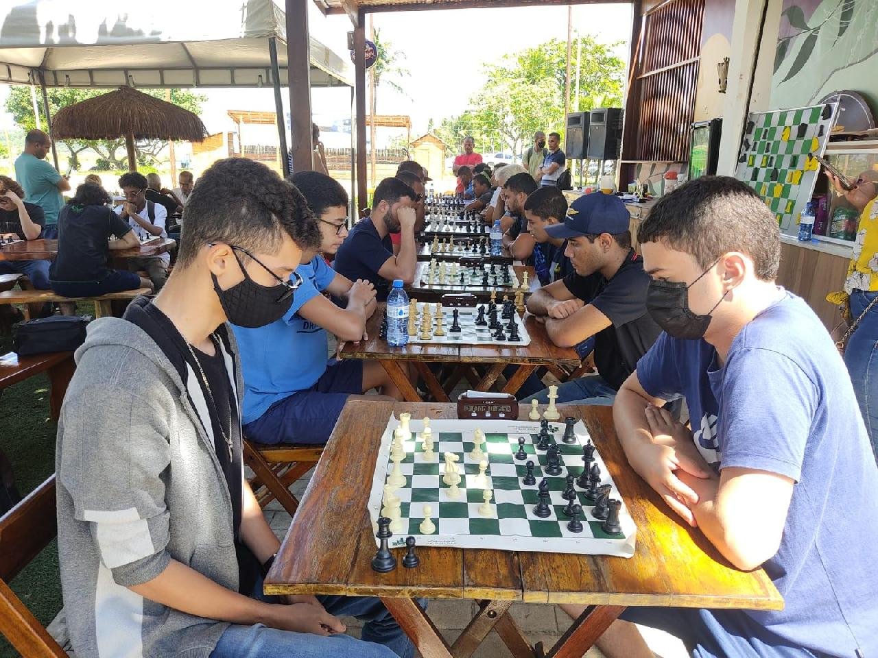 1º TORNEIO DE XADREZ REÚNE 37 JOGADORES EM ILHÉUS 