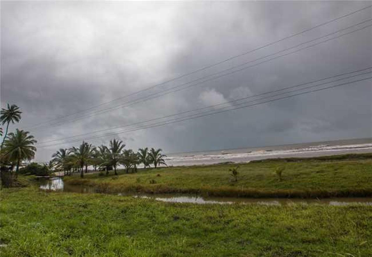 ALERTA LARANJA: ILHÉUS PODE REGISTRAR CHUVA ENTRE 60 E 90 MM NESTA SEGUNDA-FEIRA (24)