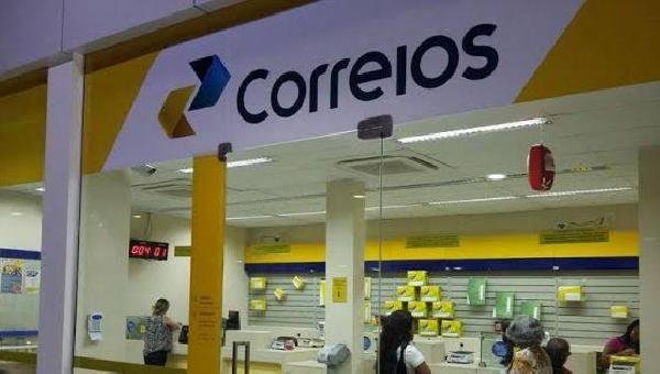 FUNCIONÁRIOS DOS CORREIOS ANUNCIAM GREVE POR TEMPO INDETERMINADO