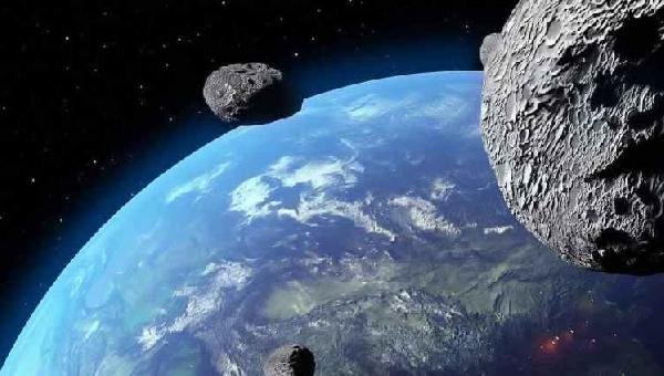 ASTEROIDE DE 55 MILHÕES DE TONELADAS ESTÁ NA DIREÇÃO DA TERRA, DIZ NASA