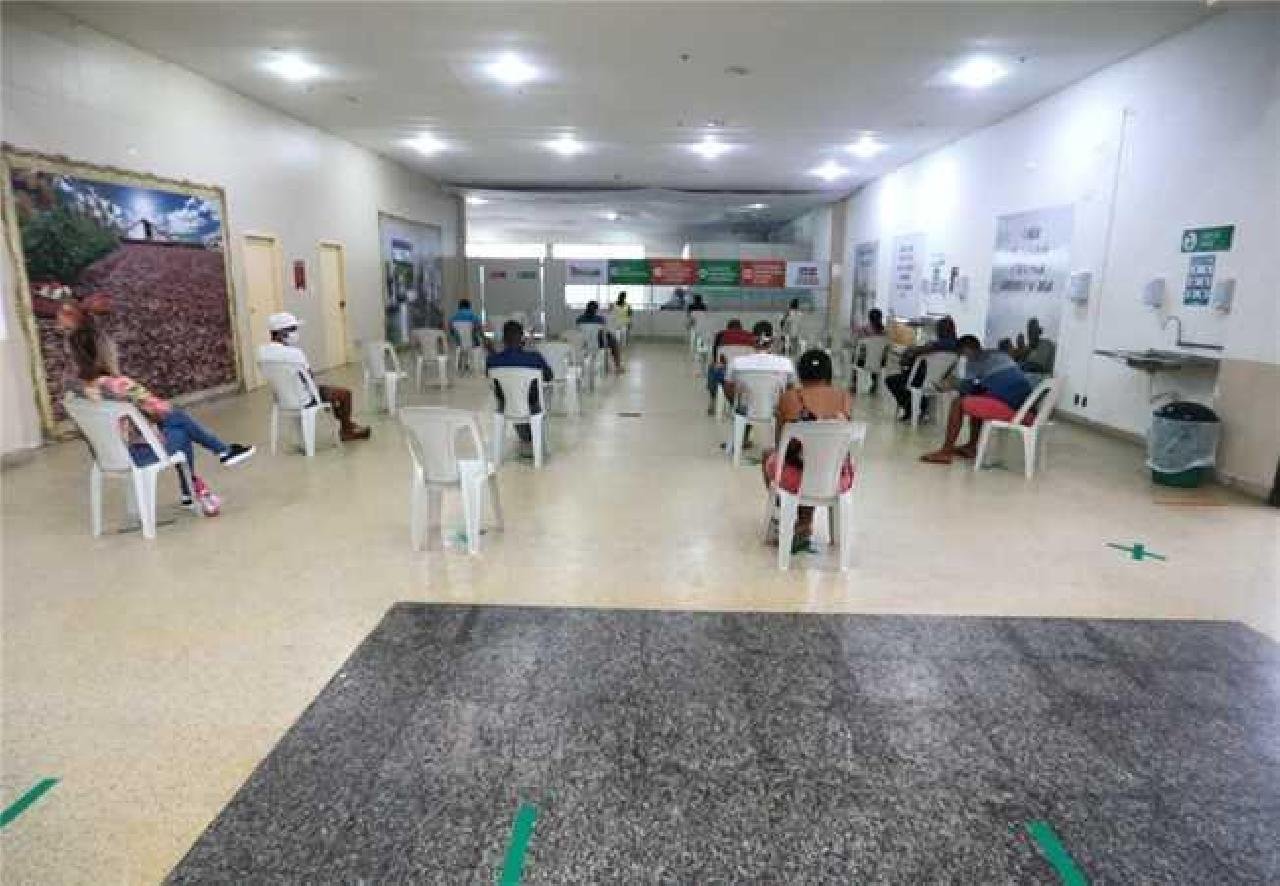 CENTRO COVID-19 24 HS DE ILHÉUS ATENDE UMA MÉDIA DE 100 PACIENTES POR DIA