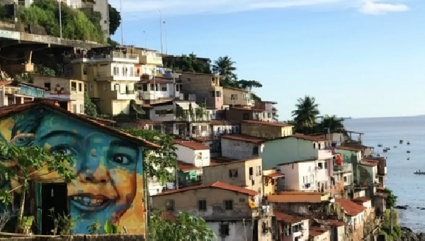 FAVELAS DA BAHIA: SALVADOR CONCENTRA 42% DA POPULAÇÃO EM FAVELAS E ILHÉUS CHEGA A 36%