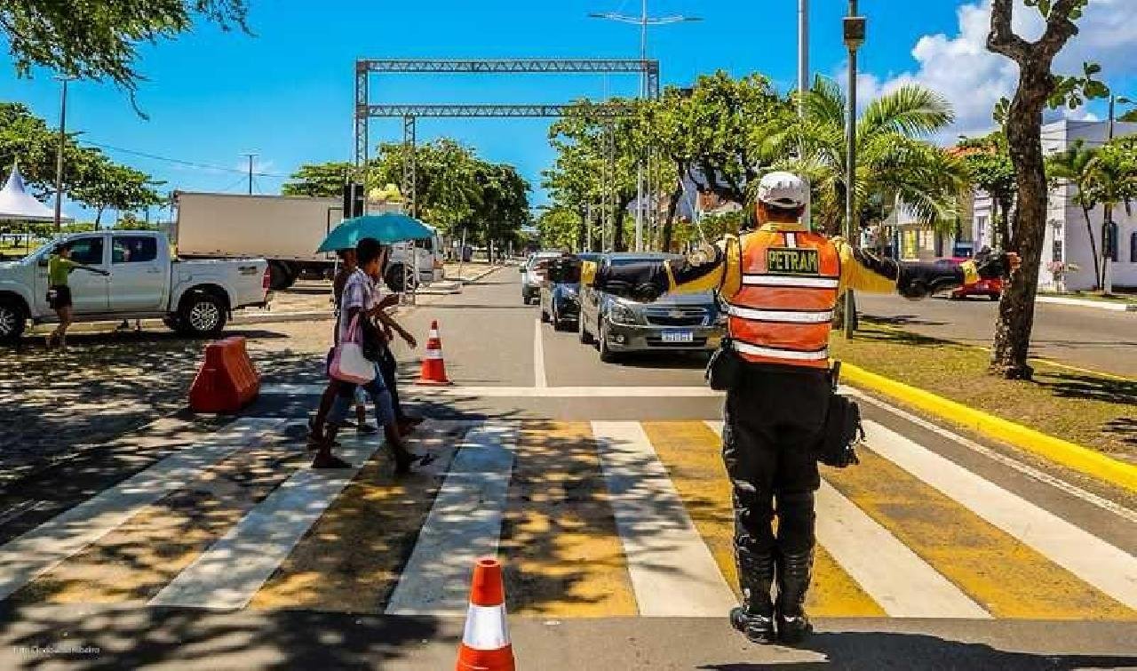 DECRETO MUNICIPAL ESTABELECE REGRAS PARA UNIFORMES E EPI'S DOS AGENTES DE TRÂNSITO DE ILHÉUS 