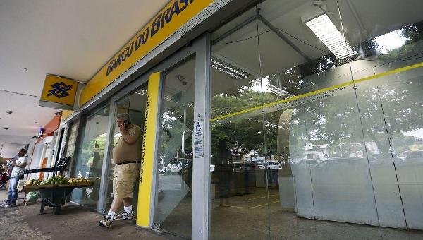 BANCOS E EMPRESAS PODEM CONSULTAR CADASTRO POSITIVO A PARTIR DE HOJE