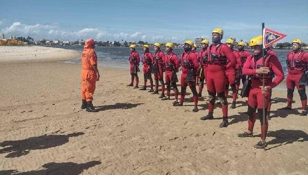 ILHÉUS RECEBE ETAPA FINAL DO CURSO DE SALVAMENTO COM MOTO AQUÁTICA  