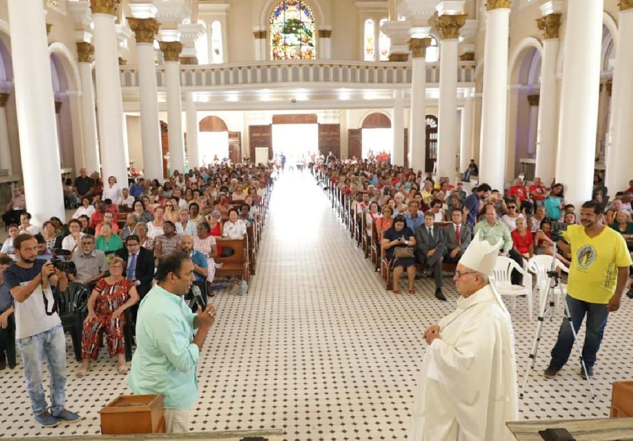 DEVOTOS DE ILHÉUS E REGIÃO PARTICIPAM DE FESTIVIDADES EM HOMENAGEM À SÃO JORGE