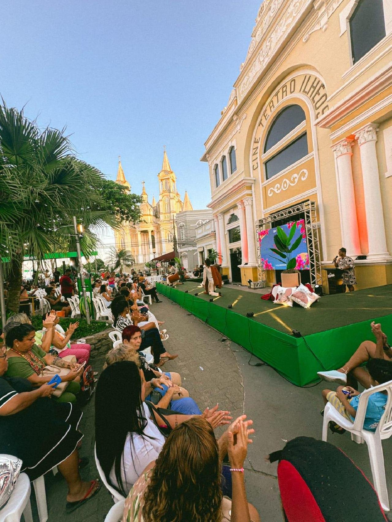 ILHÉUS FASHION DAY ABRE PROGRAMAÇÃO ALUSIVA AOS 50 ANOS DA CDL DE ILHÉUS