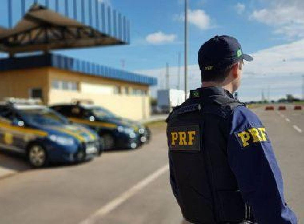 GOVERNO AUTORIZA NOMEAÇÃO DE MIL APROVADOS EM CONCURSO PARA POLÍCIA RODOVIÁRIA FEDERAL