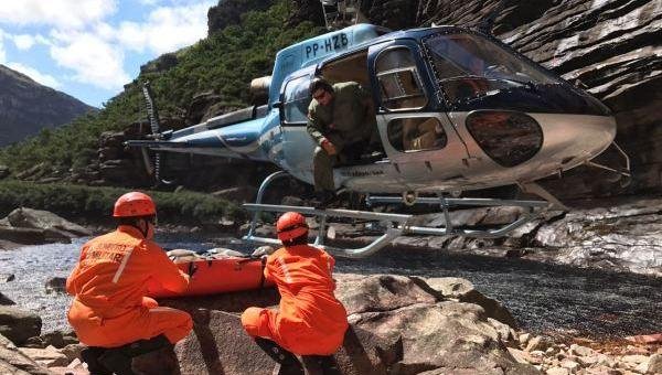 BOMBEIROS RESGATAM TURISTAS PERDIDOS EM TRILHA NA REGIÃO DA CHAPADA DIAMANTINA