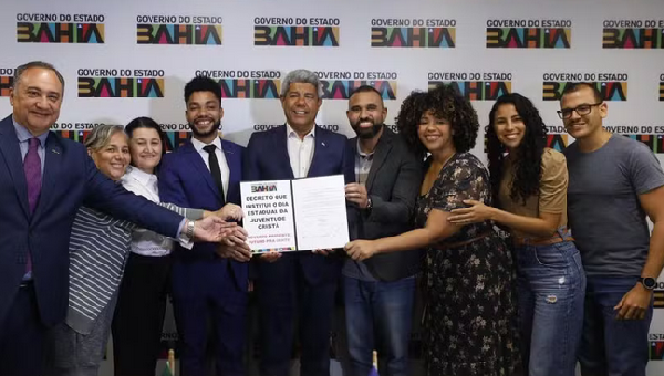 GOVERNADOR JERÔNIMO INSTITUI O DIA ESTADUAL DA JUVENTUDE CRISTÃ NA BAHIA