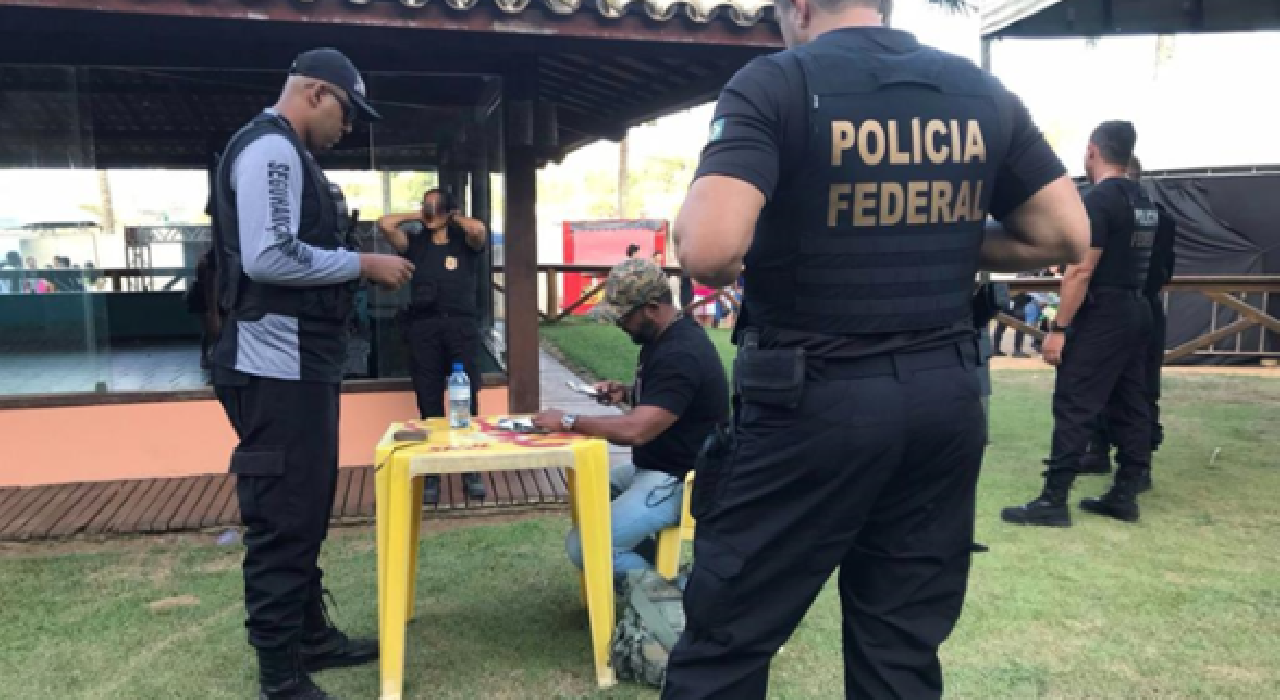 PF DEFLAGRA OPERAÇÃO VISANDO FISCALIZAÇÃO DE E EVENTOS COM SEGURANÇA IRREGULAR EM ILHÉUS 