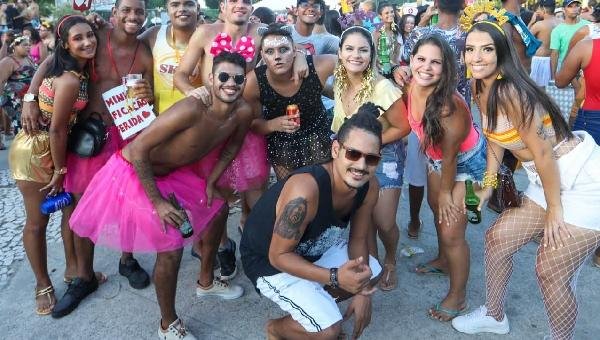 CARNAVAL DO POVO: FOLIA TOMOU CONTA DAS RUAS DE ILHÉUS NESTE FINAL DE SEMANA